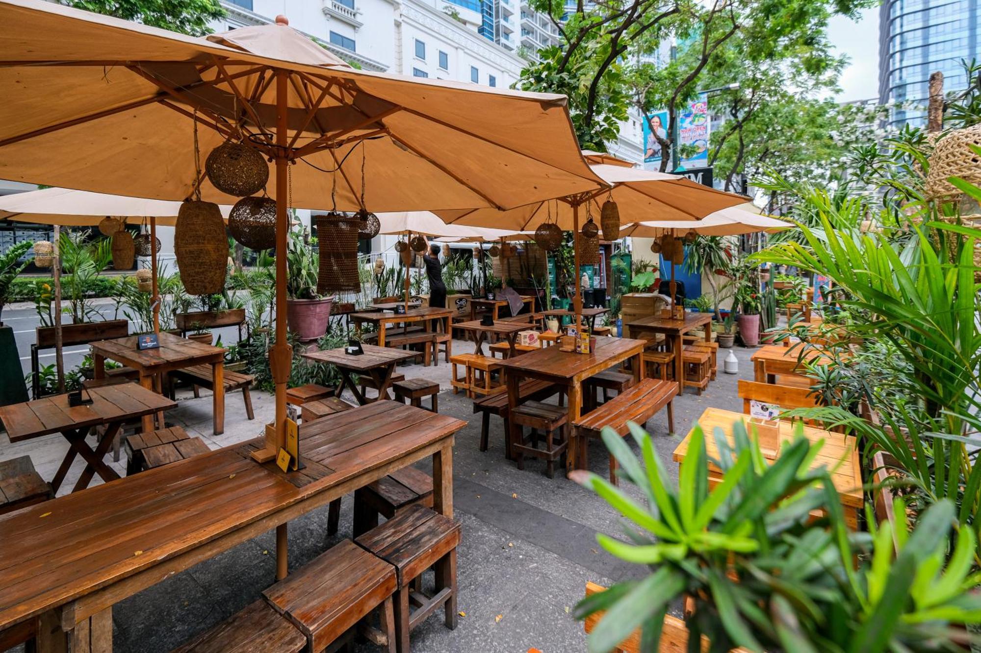 מנילה Bgc 2Br Uptown Parksuites With Balcony And Bathtub מראה חיצוני תמונה