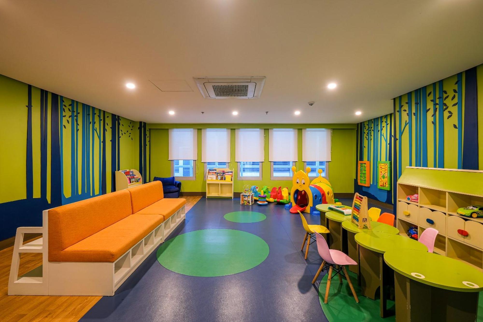 מנילה Bgc 2Br Uptown Parksuites With Balcony And Bathtub מראה חיצוני תמונה
